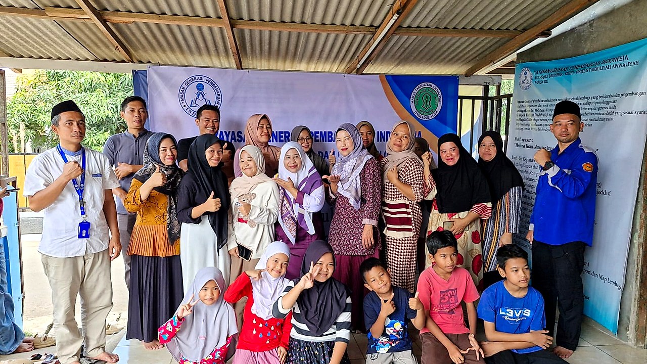 Kebersamaan Dewan Pembina & Penyaluran Beasiswa Yatim Dhuafa